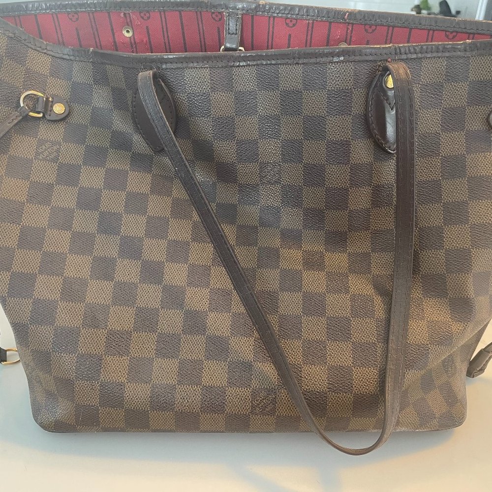 Authentic Louis Vuitton Neverfull Damier Ebene MM